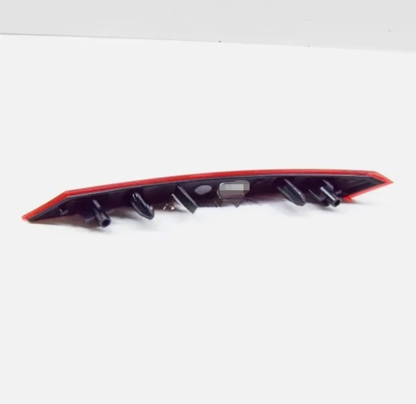 For Range Rover Velar 2024 Rear Bumper Reflector LR180680 LR180681 Lamp Light